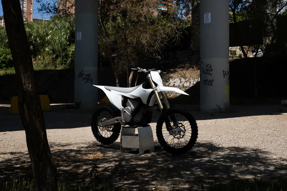 STARK VARG MX 1.2 STANDARD 60HP - Image 8