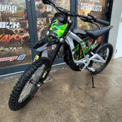 Alternative view of USED 2024 SUR RON LIGHT BEE SILVER/GREEN