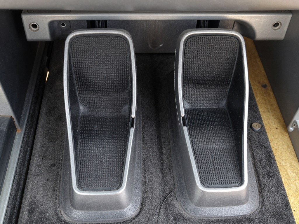 Wide platform footpegs for Sur-Ron Light Bee